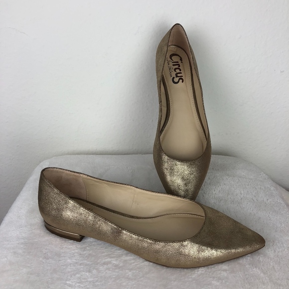 Sam Edelman Shoes - Sam Edelman Circus gold pointed toe flats 9M